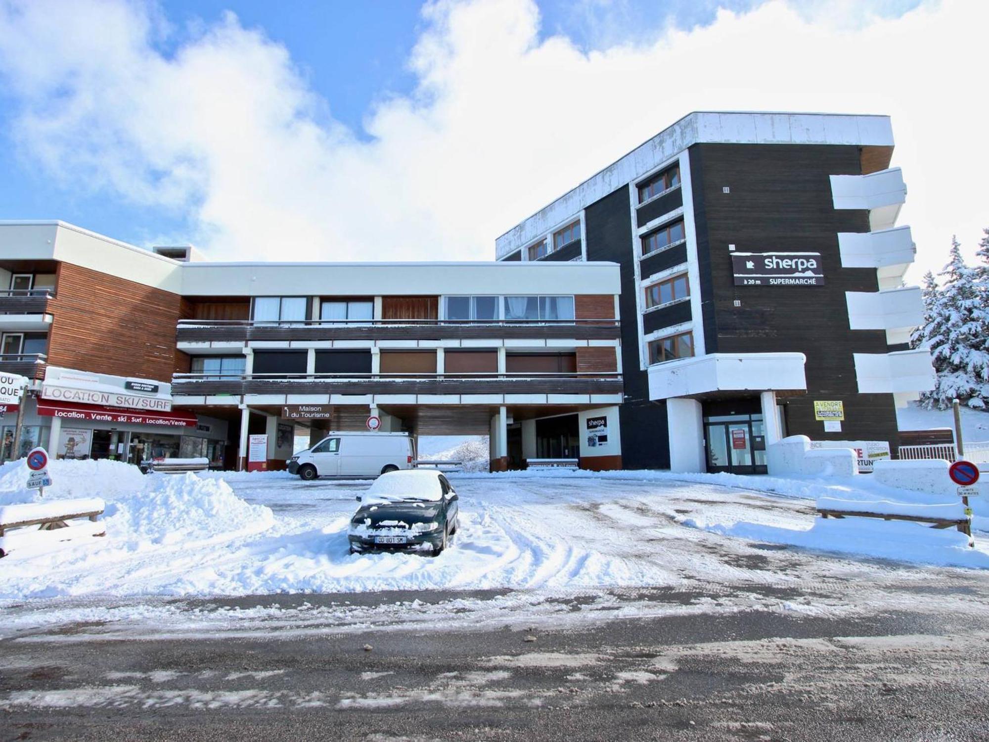 Studio Cabine A Chamrousse 1750, Pied Des Pistes Avec Balcon Et Piscine En Ete - Fr-1-549-33 Apartment Luaran gambar